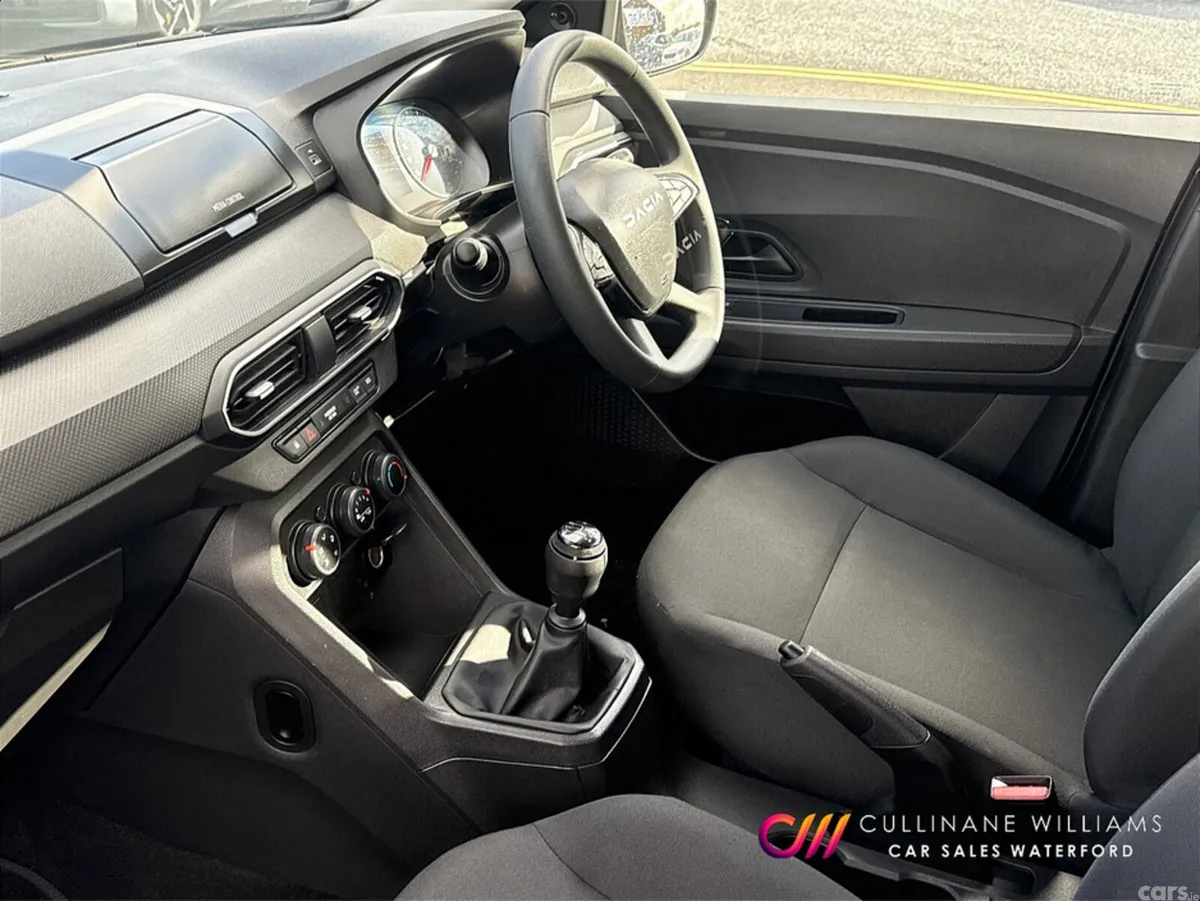 Dacia Sandero Hatchback, Petrol, 2024, Grey