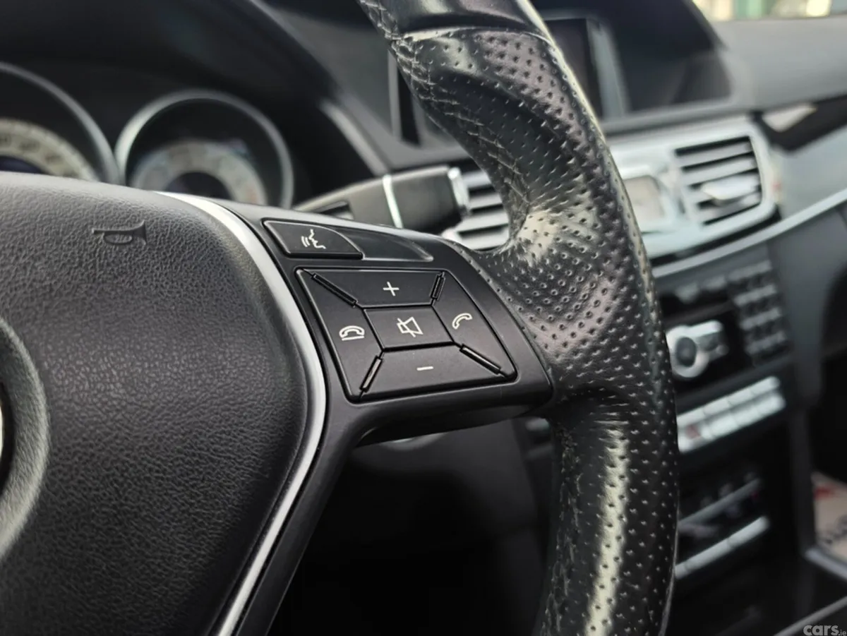 Mercedes-Benz E-Class Saloon, Petrol Hybrid, 2015, White