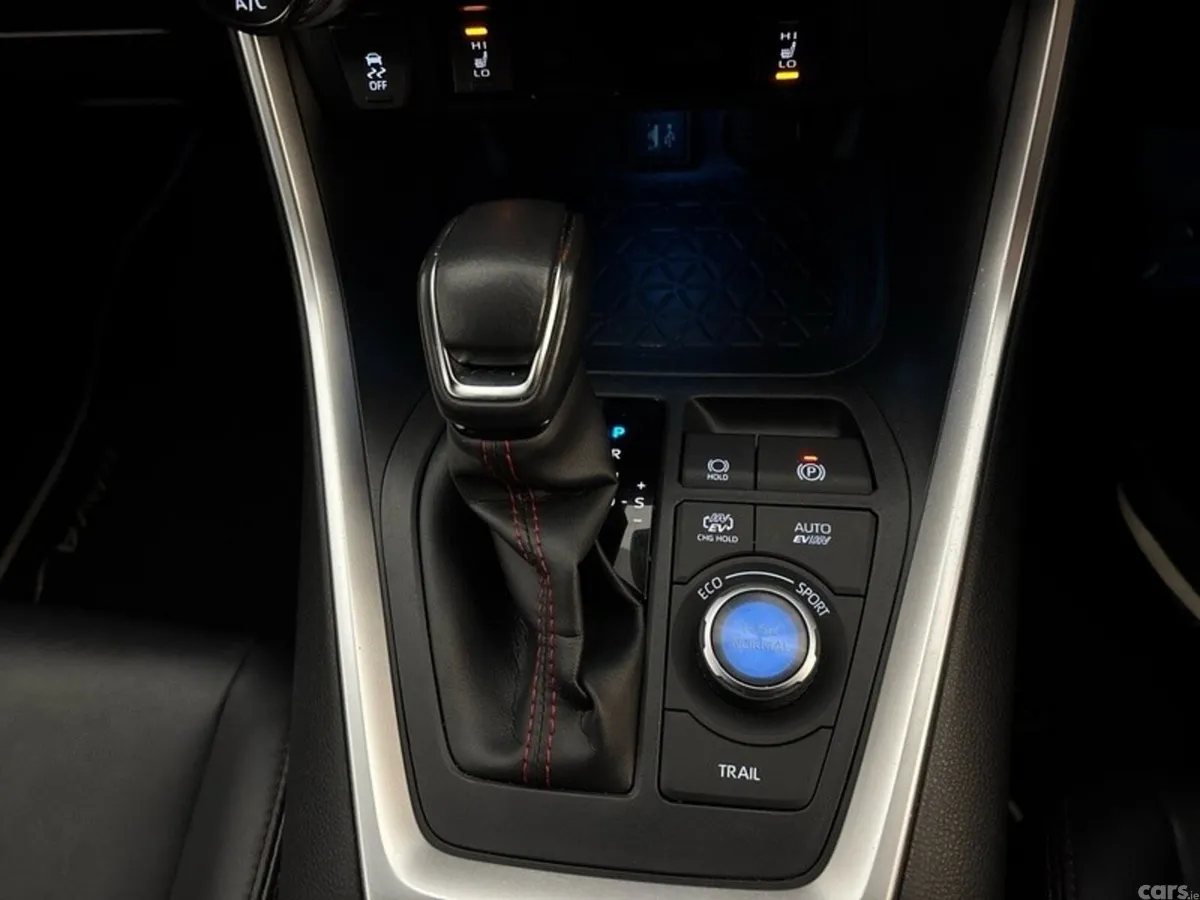 Toyota RAV4 SUV, Petrol Hybrid, 2023, Grey