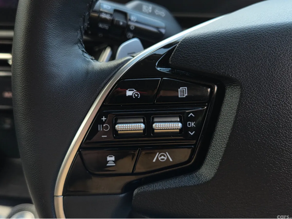 Kia Niro SUV, Petrol Hybrid, 2024, White