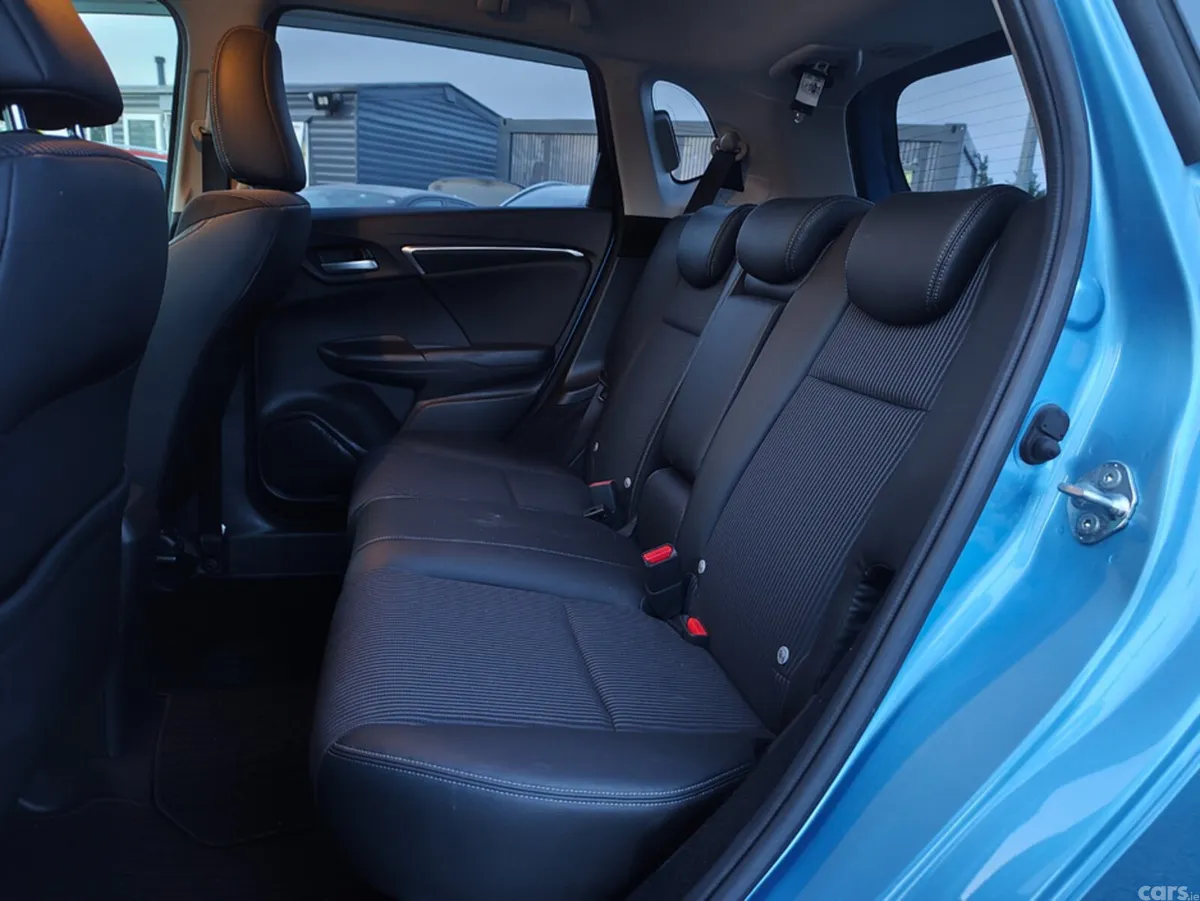 Honda Fit Hatchback, Petrol Hybrid, 2017, Blue