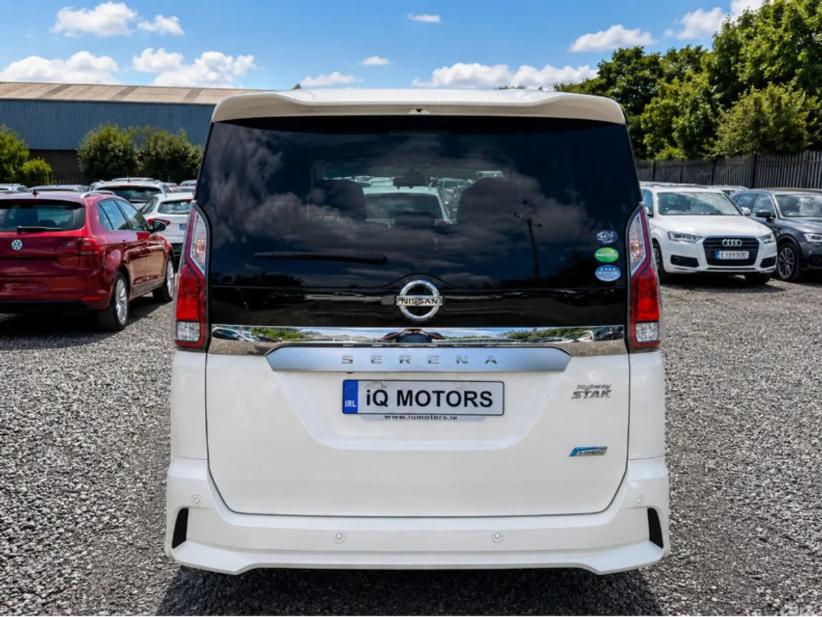 Nissan Serena MPV, Petrol Hybrid, 2016, White