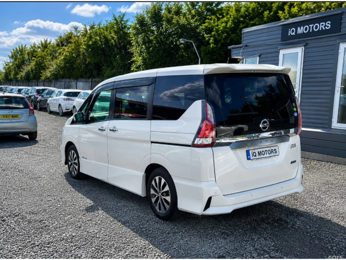 Nissan Serena MPV, Petrol Hybrid, 2016, White