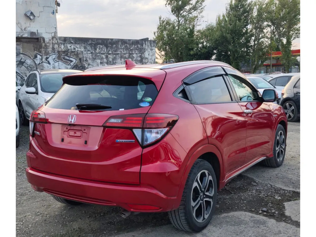 Honda Vezel SUV, Petrol Hybrid, 2017, Red