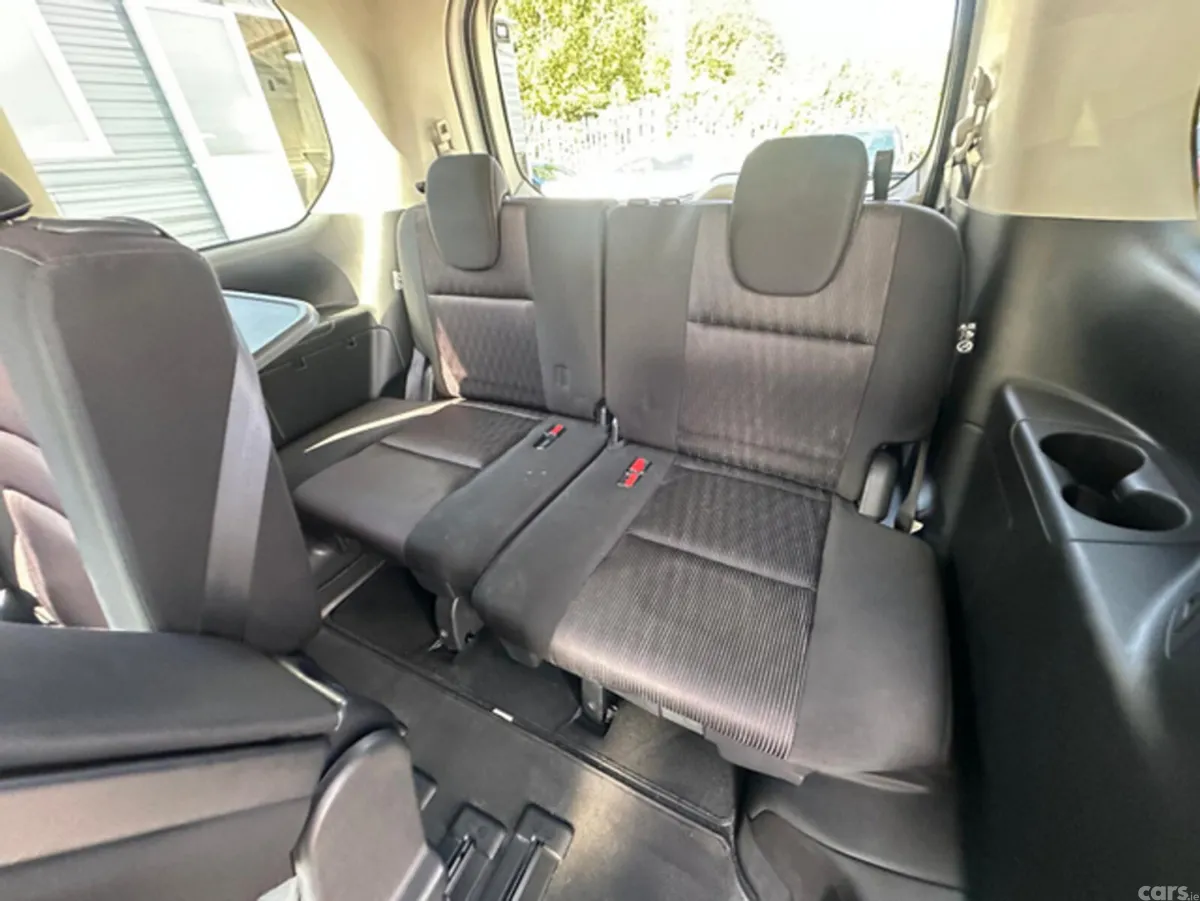 Nissan Serena MPV, Petrol Hybrid, 2016, White