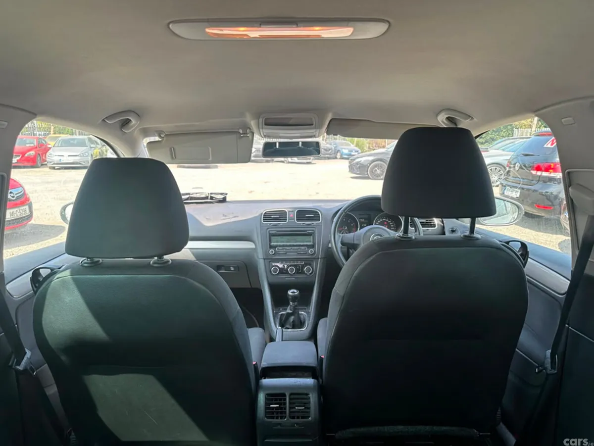 Volkswagen Golf Hatchback, Petrol, 2011, White