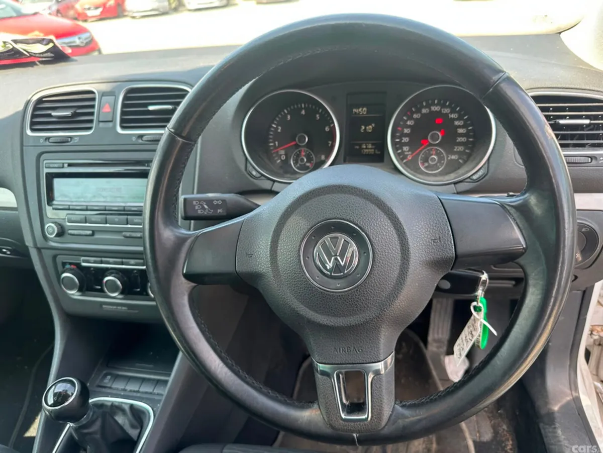 Volkswagen Golf Hatchback, Petrol, 2011, White