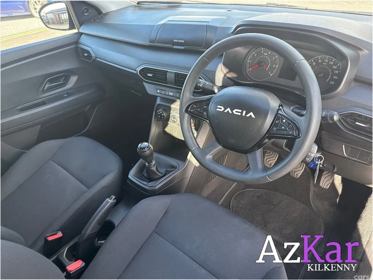 Dacia Sandero Hatchback, Petrol, 2024, Grey
