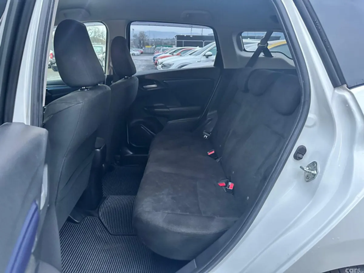 Honda Shuttle Hatchback, Petrol Hybrid, 2017, White