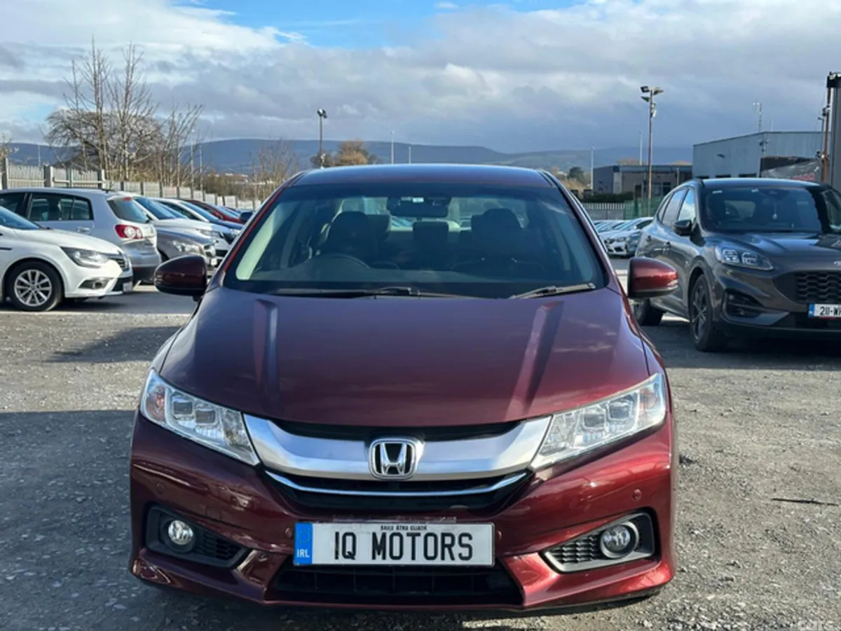 Honda Grace Saloon, Petrol Hybrid, 2015, Red