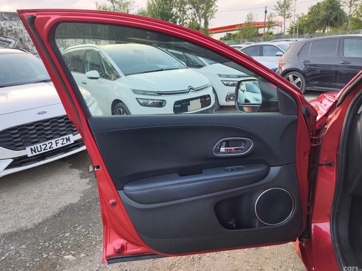 Honda Vezel SUV, Petrol Hybrid, 2017, Red