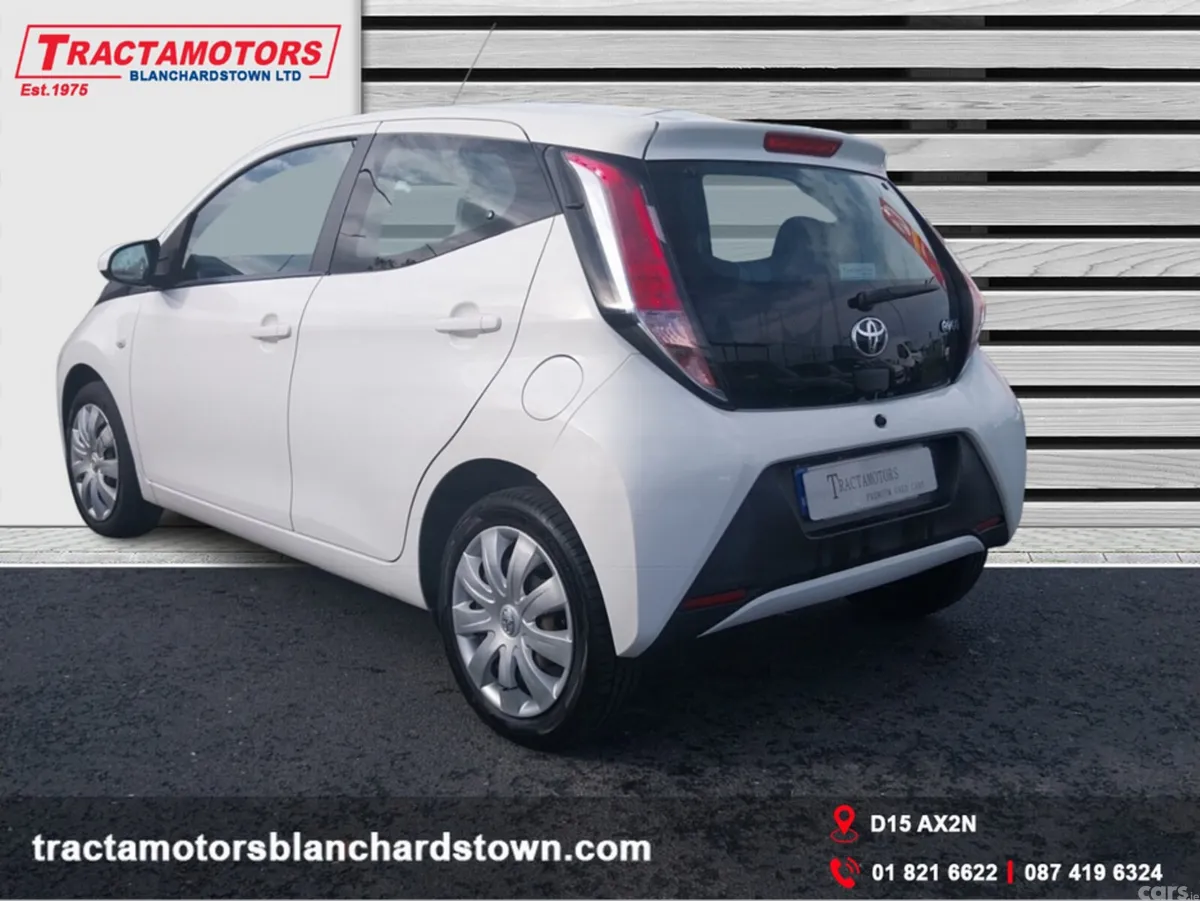 Toyota Aygo Hatchback, Petrol, 2016, White