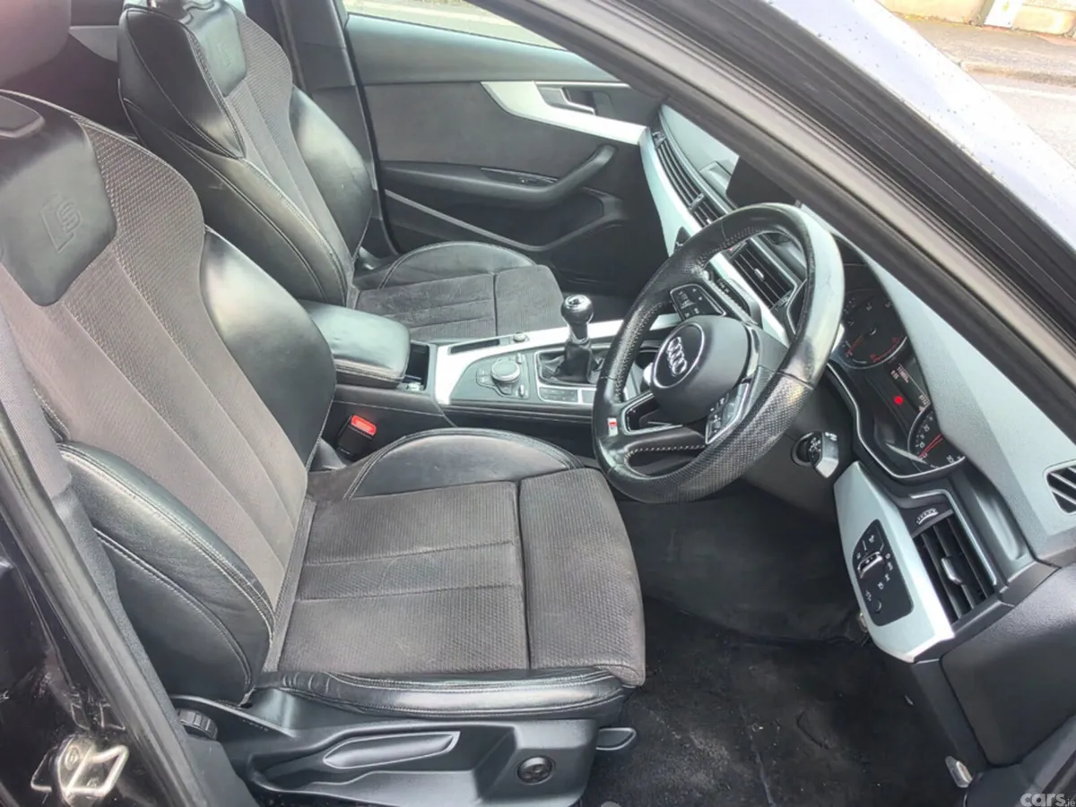 Audi A4 Saloon, Diesel, 2016, Blue