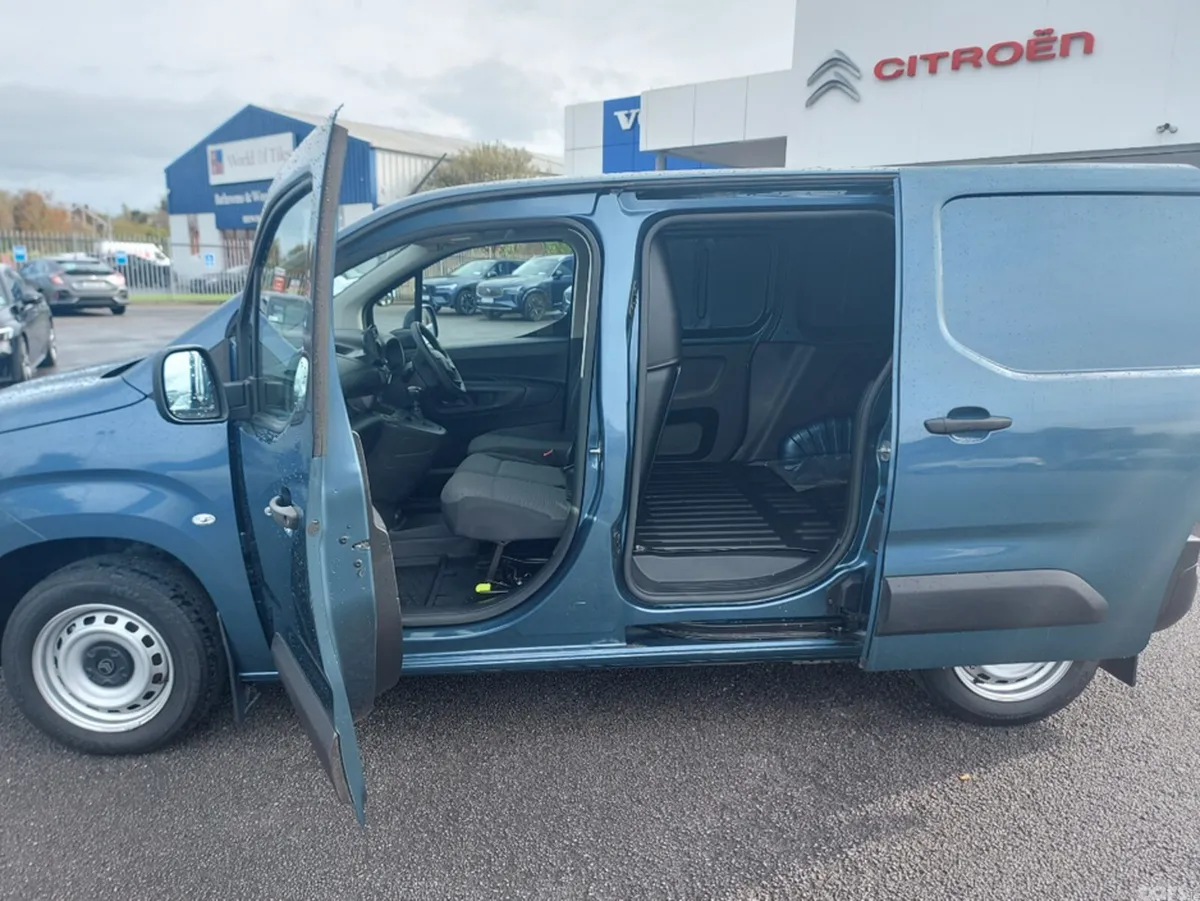 Citroen Berlingo Van, Diesel, 2025, Blue