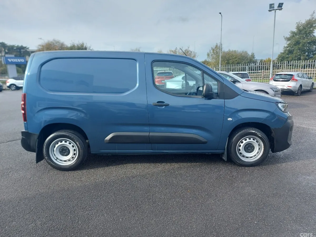 Citroen Berlingo Van, Diesel, 2025, Blue