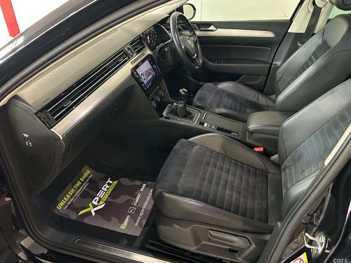 Volkswagen Passat Saloon, Diesel, 2019, Black