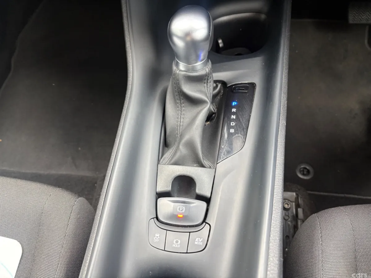 Toyota C-HR Hatchback, Petrol Hybrid, 2021, Blue