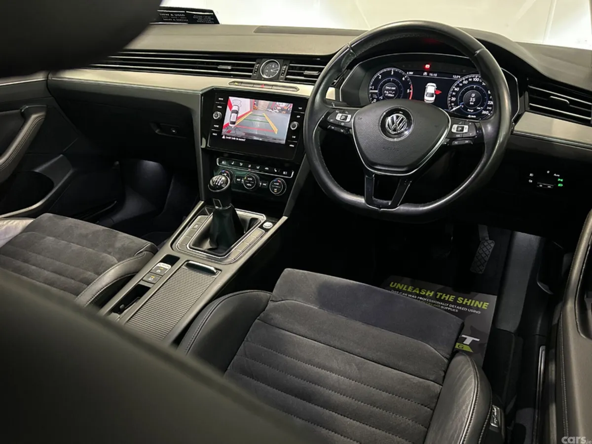Volkswagen Passat Saloon, Diesel, 2019, Black