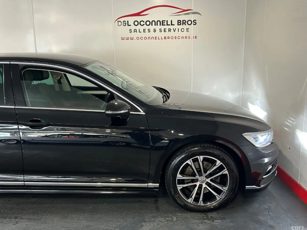 Volkswagen Passat Saloon, Diesel, 2019, Black
