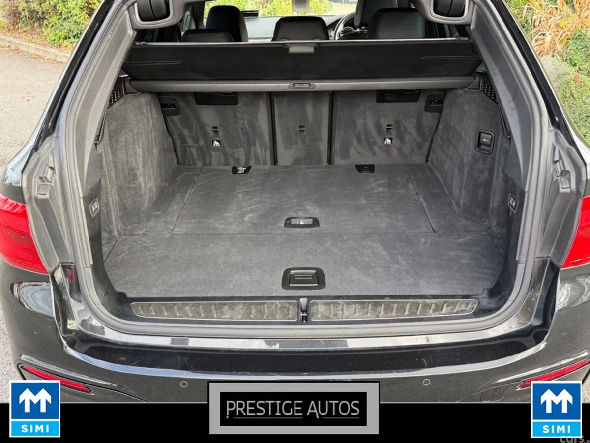 BMW 5-Series Estate, Diesel, 2019, Black