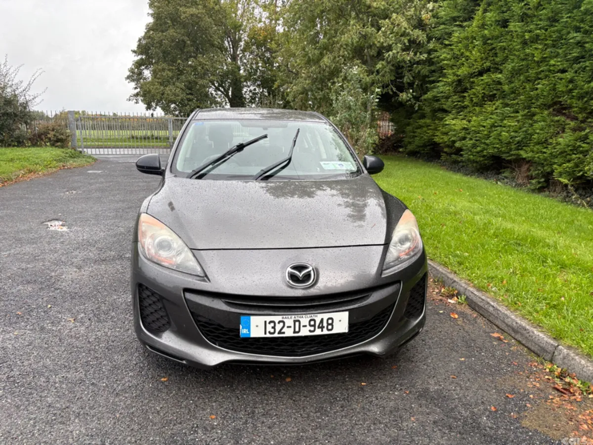 Mazda Mazda3 Saloon, Diesel, 2013, Grey