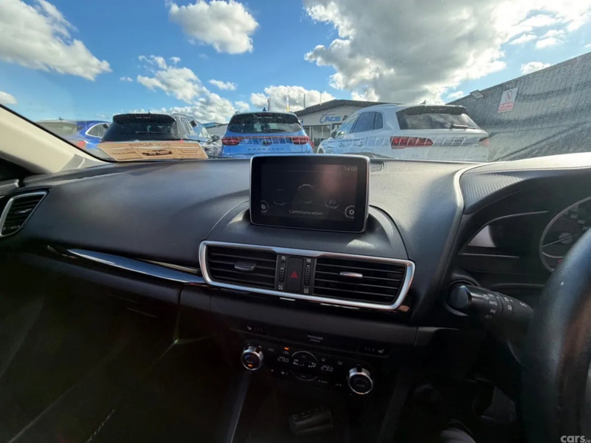 Mazda Mazda3 Saloon, Diesel, 2016, Red