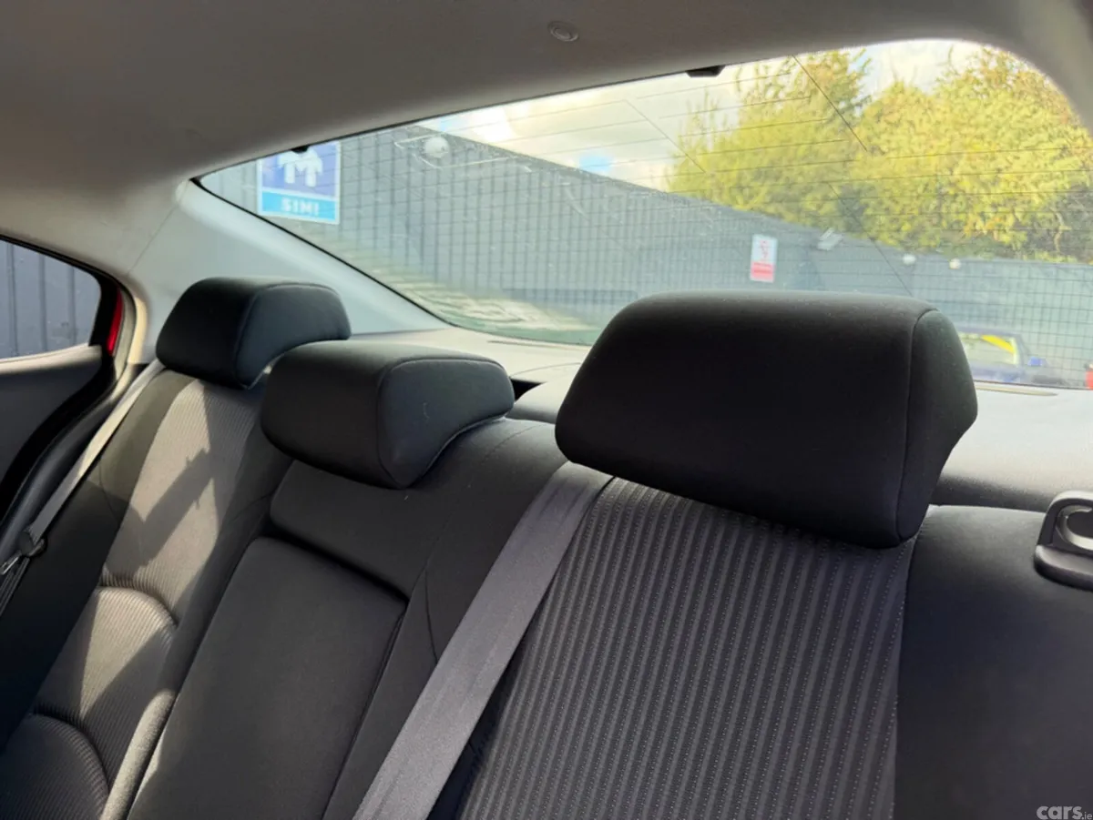 Mazda Mazda3 Saloon, Diesel, 2016, Red