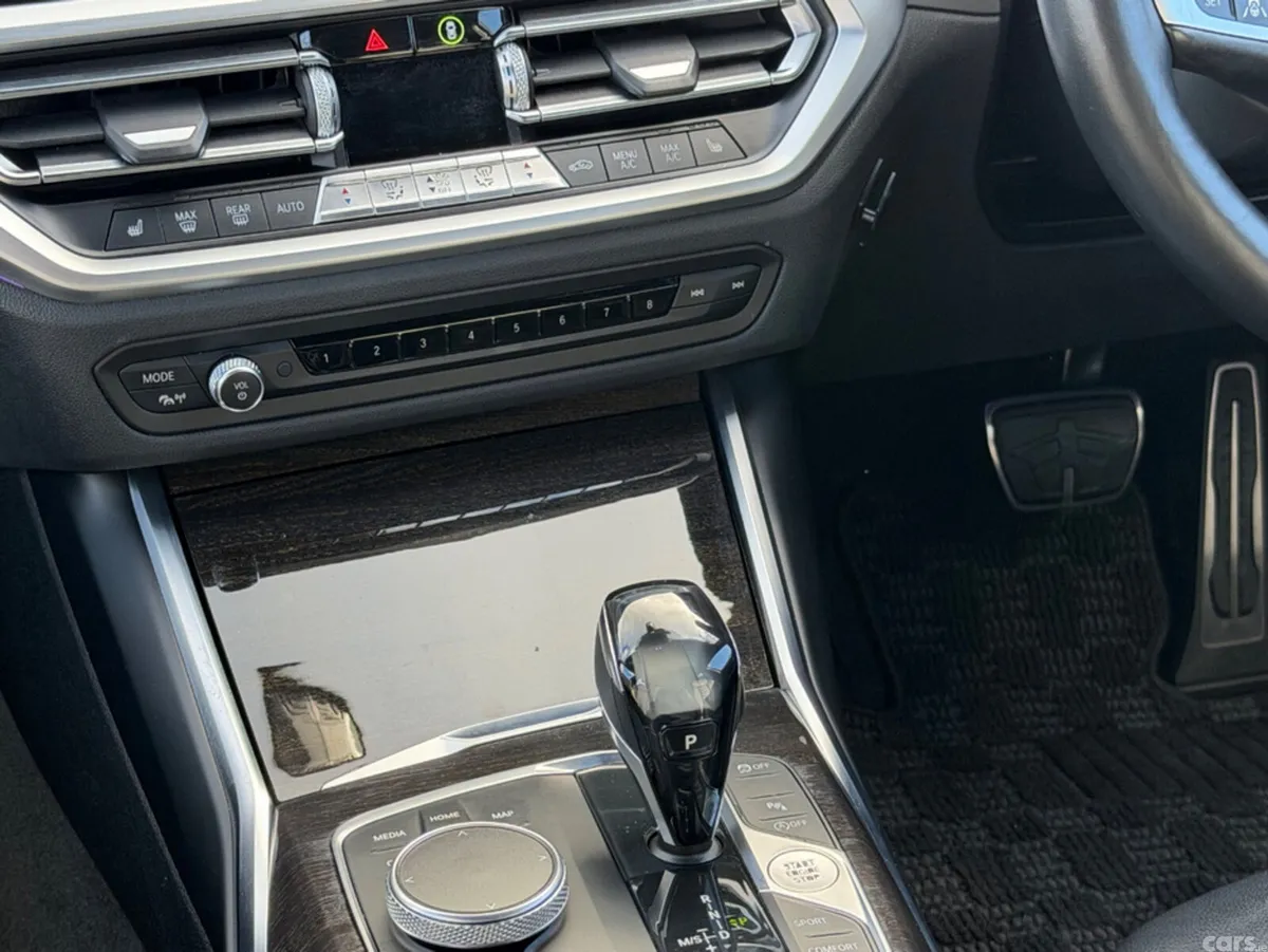 BMW 3-Series Saloon, Petrol, 2019, Blue