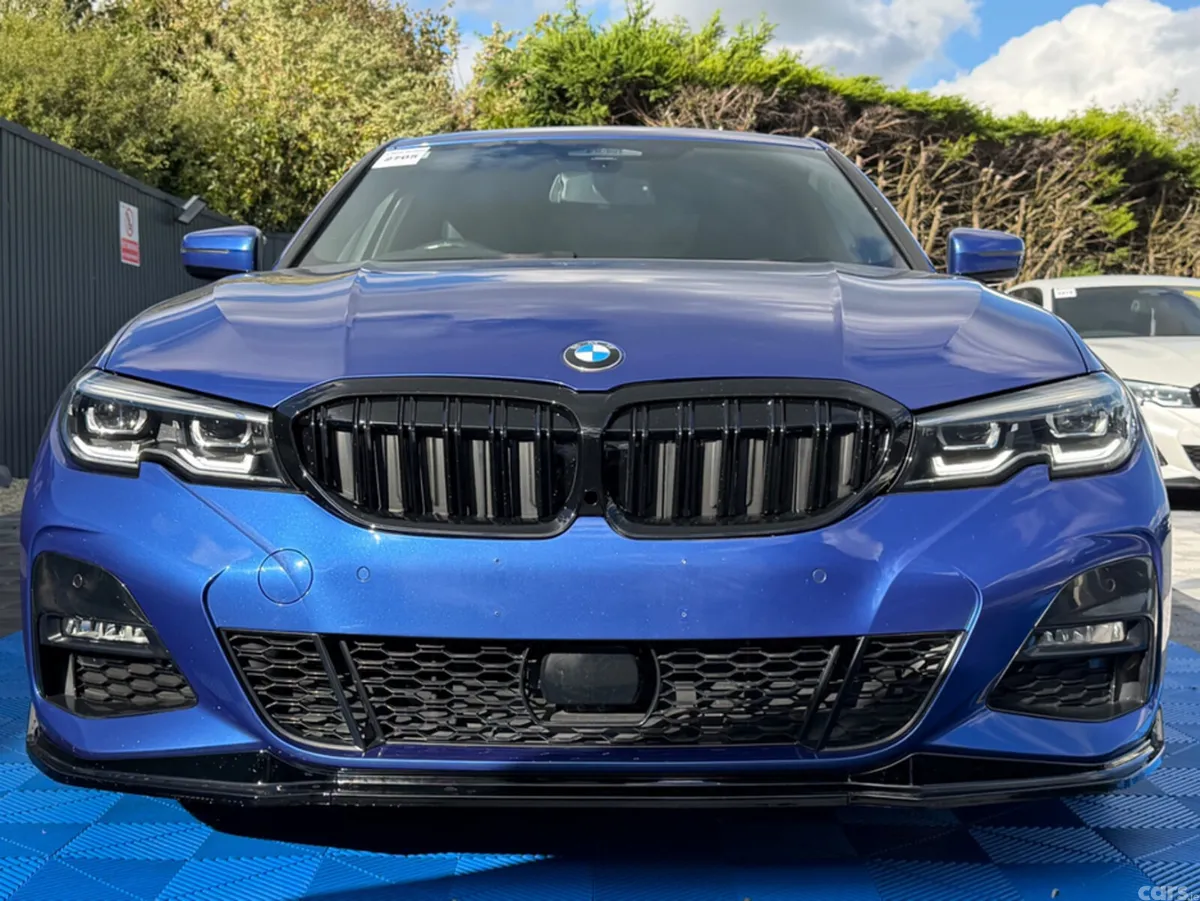 BMW 3-Series Saloon, Petrol, 2019, Blue
