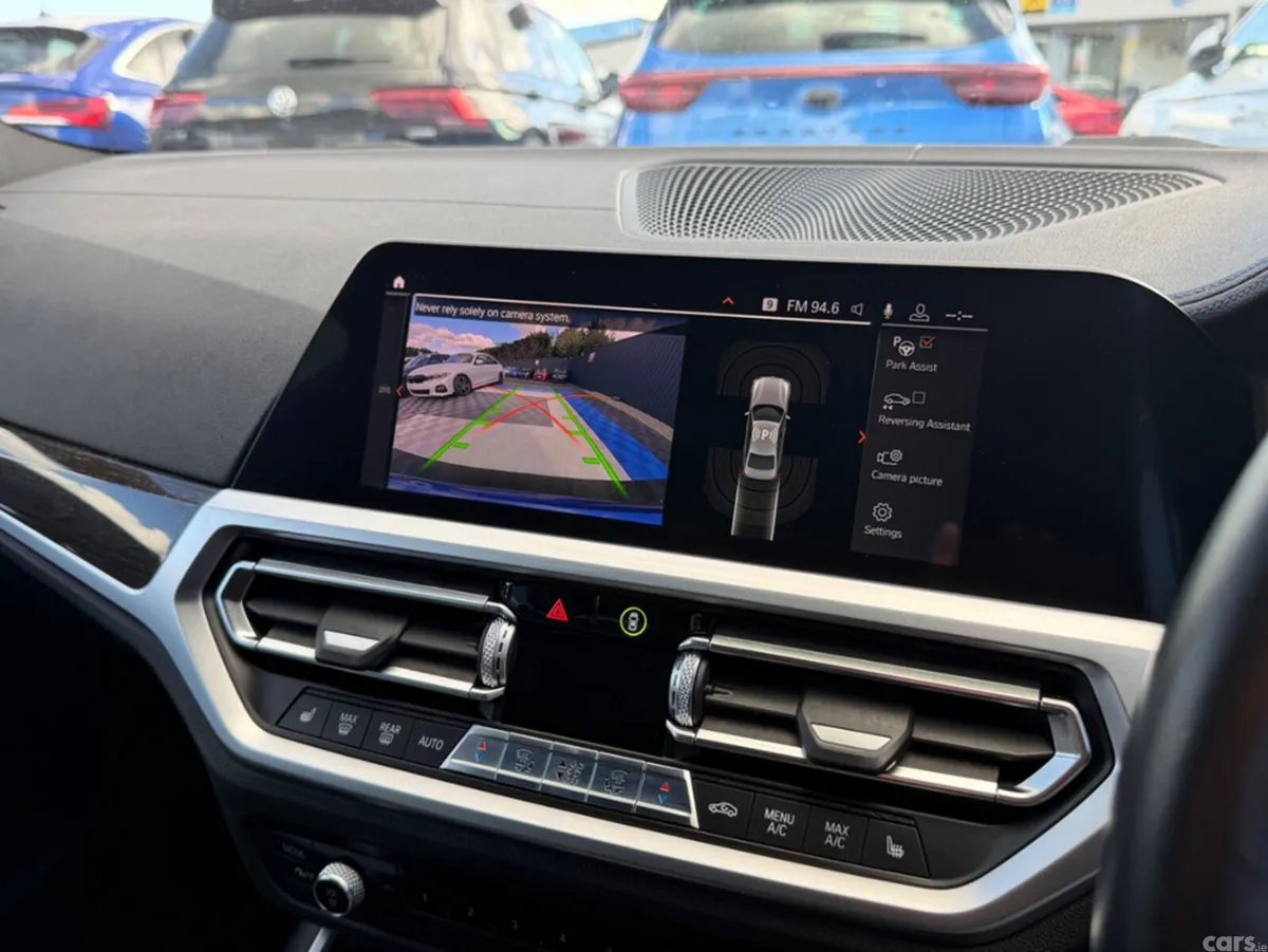 BMW 3-Series Saloon, Petrol, 2019, Blue
