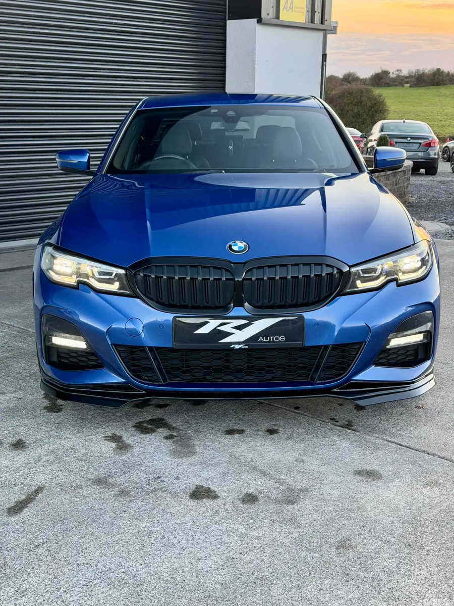 BMW 3-Series Saloon, Petrol Hybrid, 2021, Blue