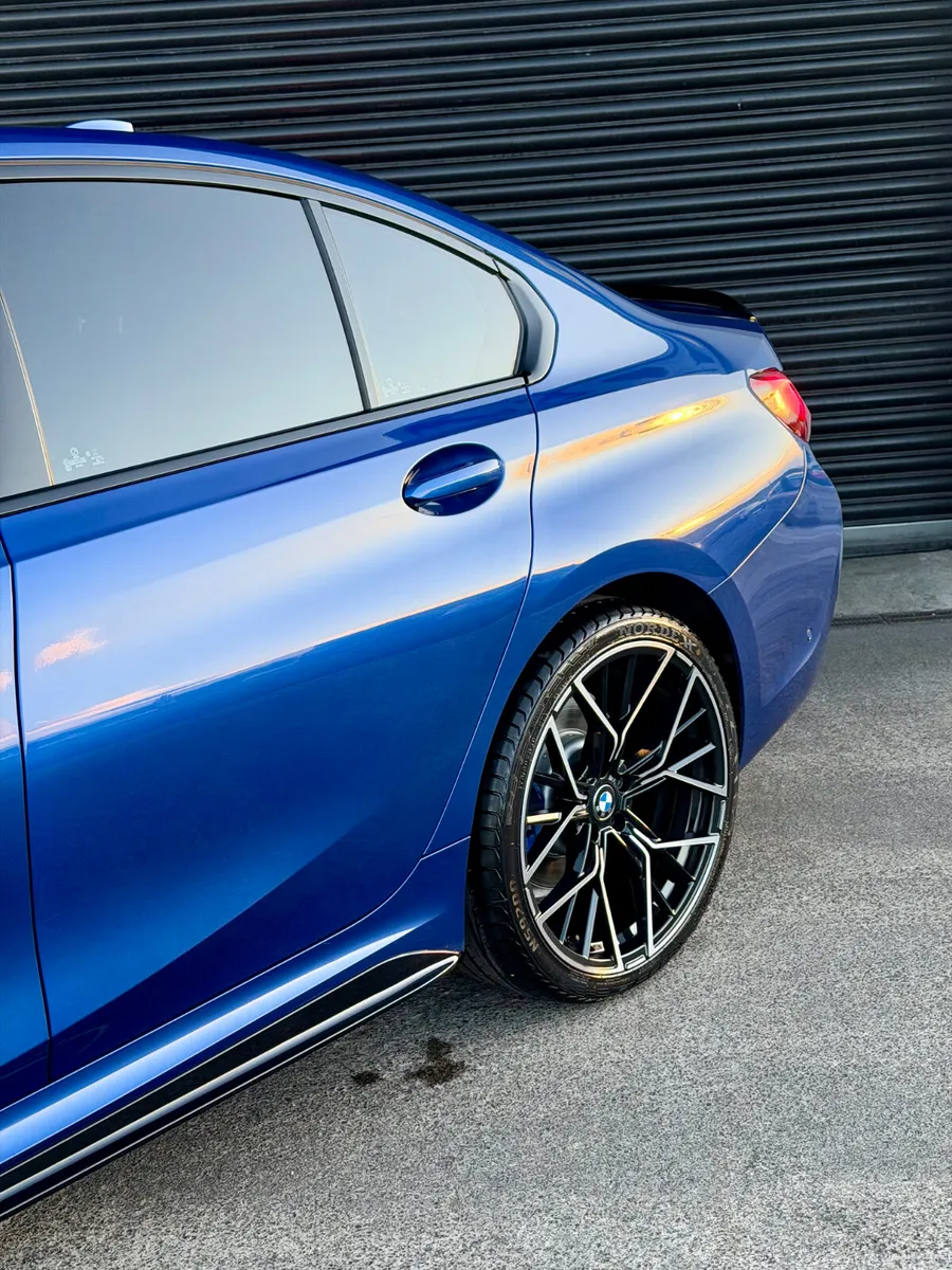 BMW 3-Series Saloon, Petrol Hybrid, 2021, Blue