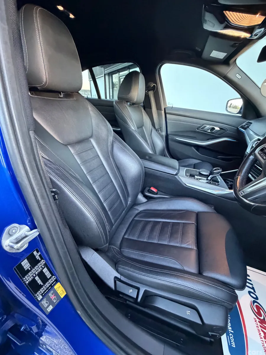 BMW 3-Series Saloon, Petrol Hybrid, 2021, Blue