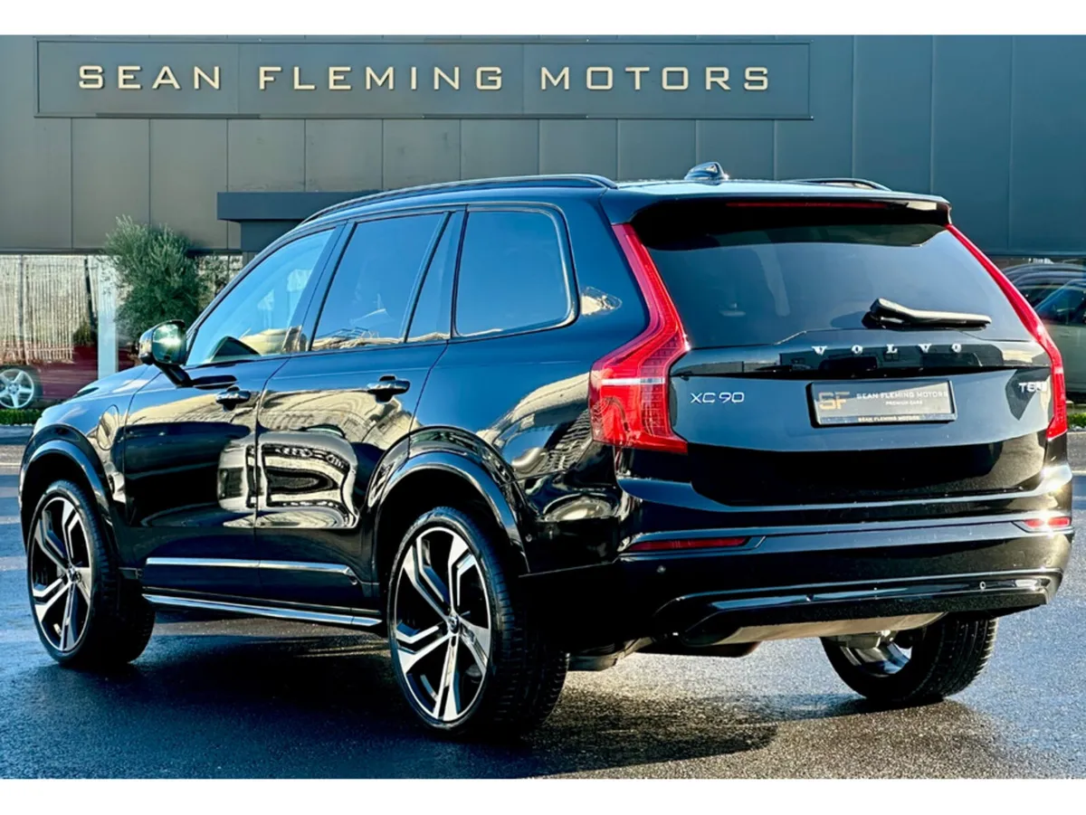 Volvo XC90 SUV, Petrol Hybrid, 2024, Black