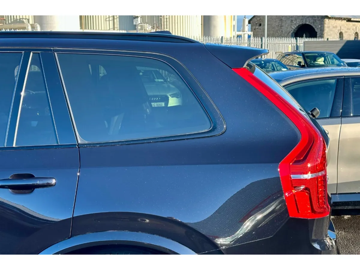 Volvo XC90 SUV, Petrol Hybrid, 2024, Black