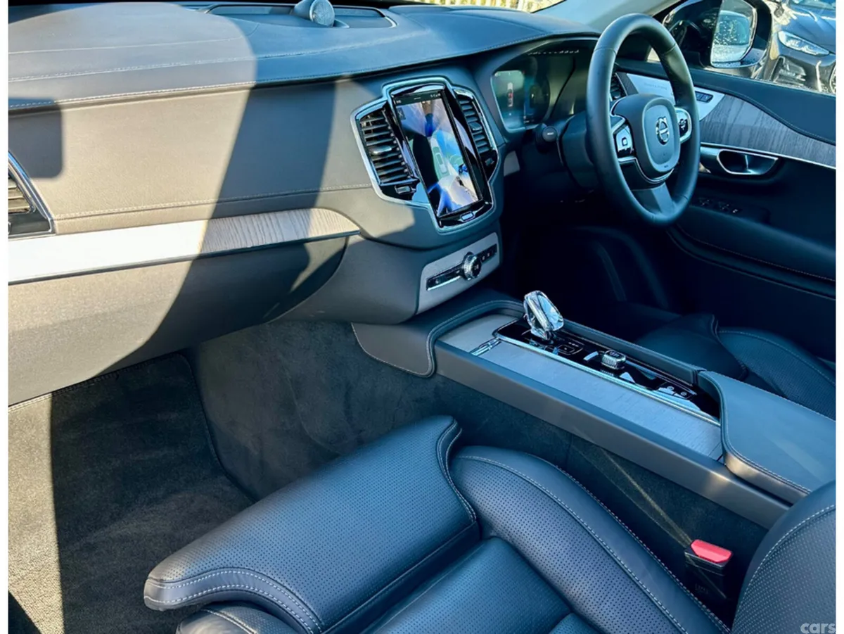 Volvo XC90 SUV, Petrol Hybrid, 2024, Black