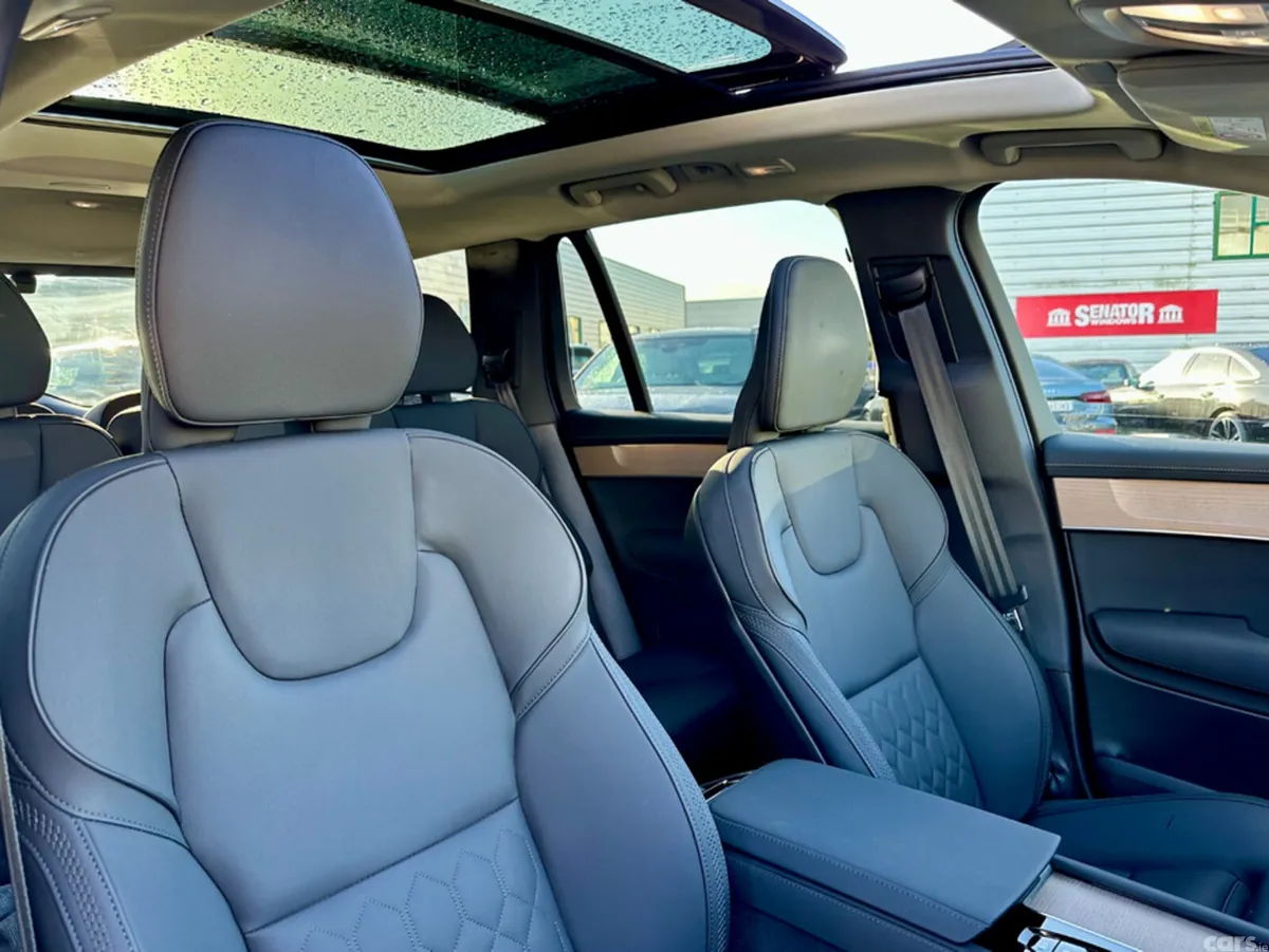 Volvo XC90 SUV, Petrol Plug-in Hybrid, 2025, Red