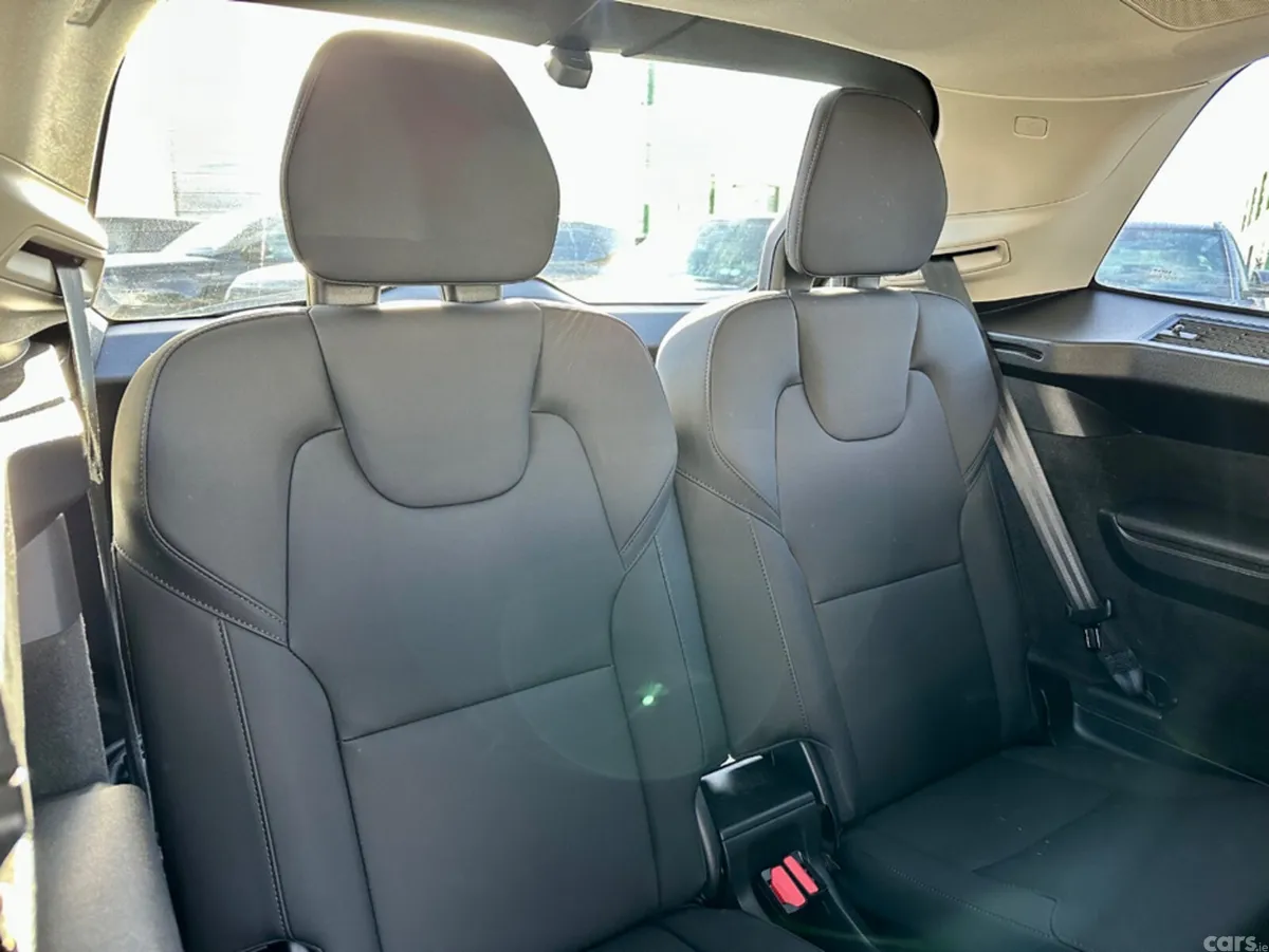 Volvo XC90 SUV, Petrol Plug-in Hybrid, 2025, Red