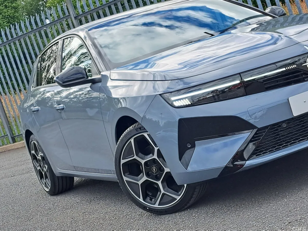 Opel Astra Hatchback, Petrol Hybrid, 2027, Grey
