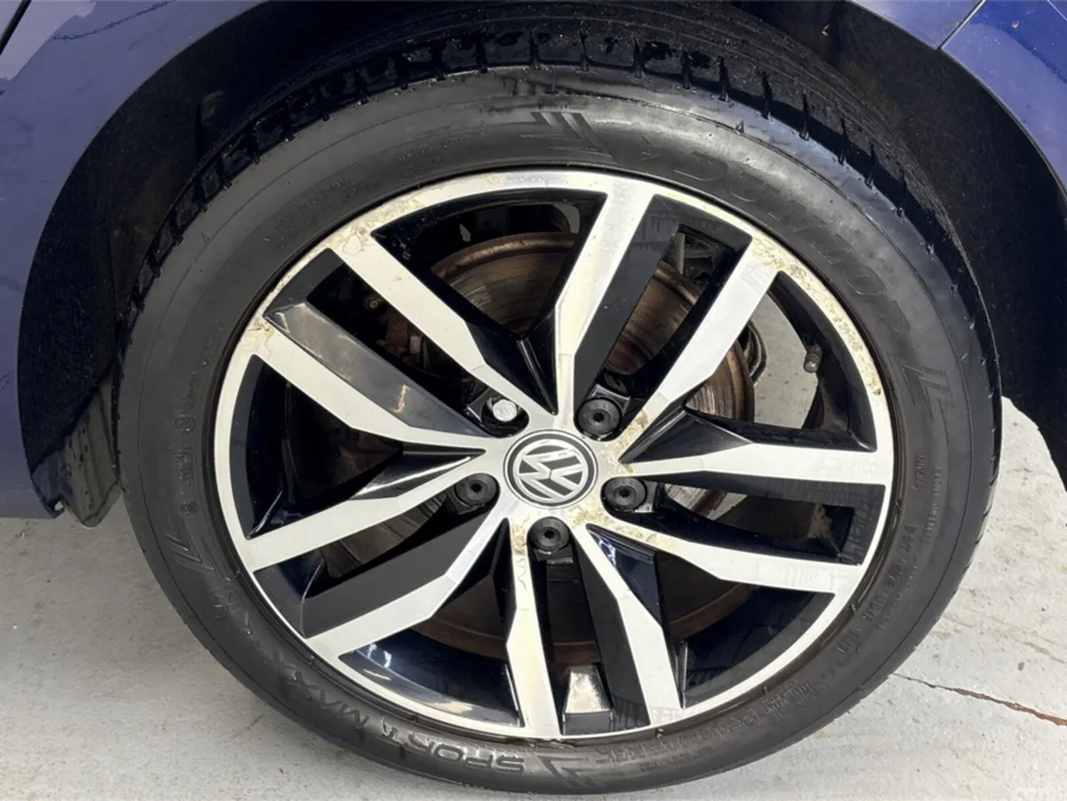 Volkswagen e-Golf Estate, Electric, 2019, Blue