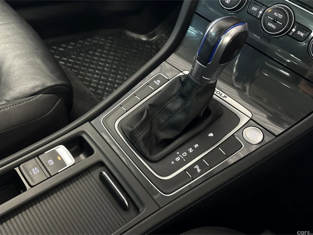 Volkswagen e-Golf Estate, Electric, 2019, Blue