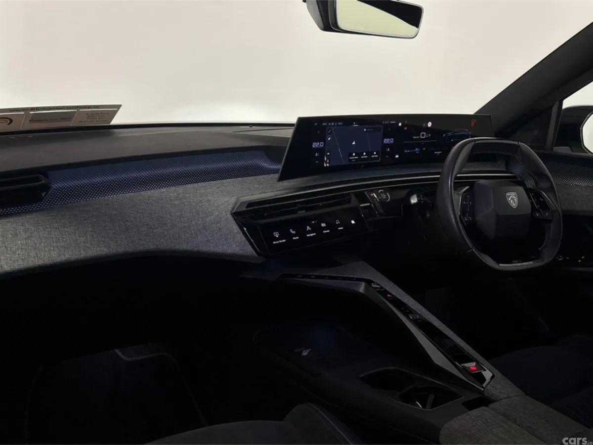 Peugeot 3008 MPV, Electric, 2025, White
