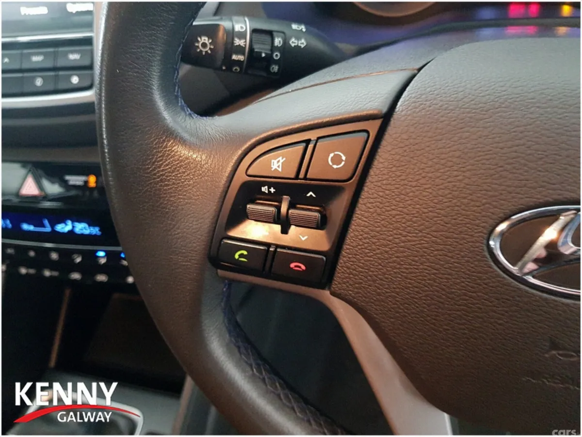Hyundai Tucson MPV, Diesel, 2018, Silver
