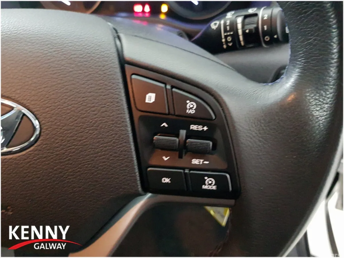 Hyundai Tucson MPV, Diesel, 2018, Silver