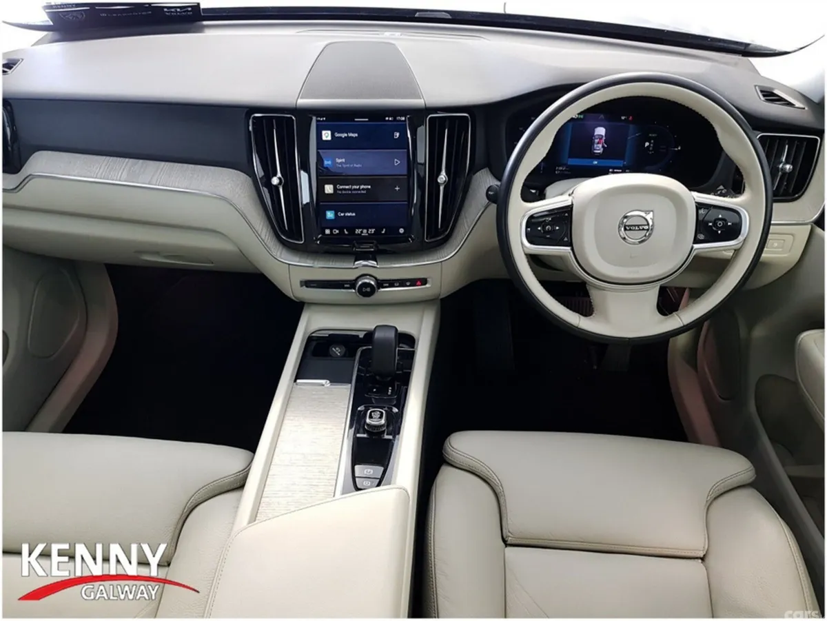 Volvo XC60 SUV, Petrol Plug-in Hybrid, 2024, Black