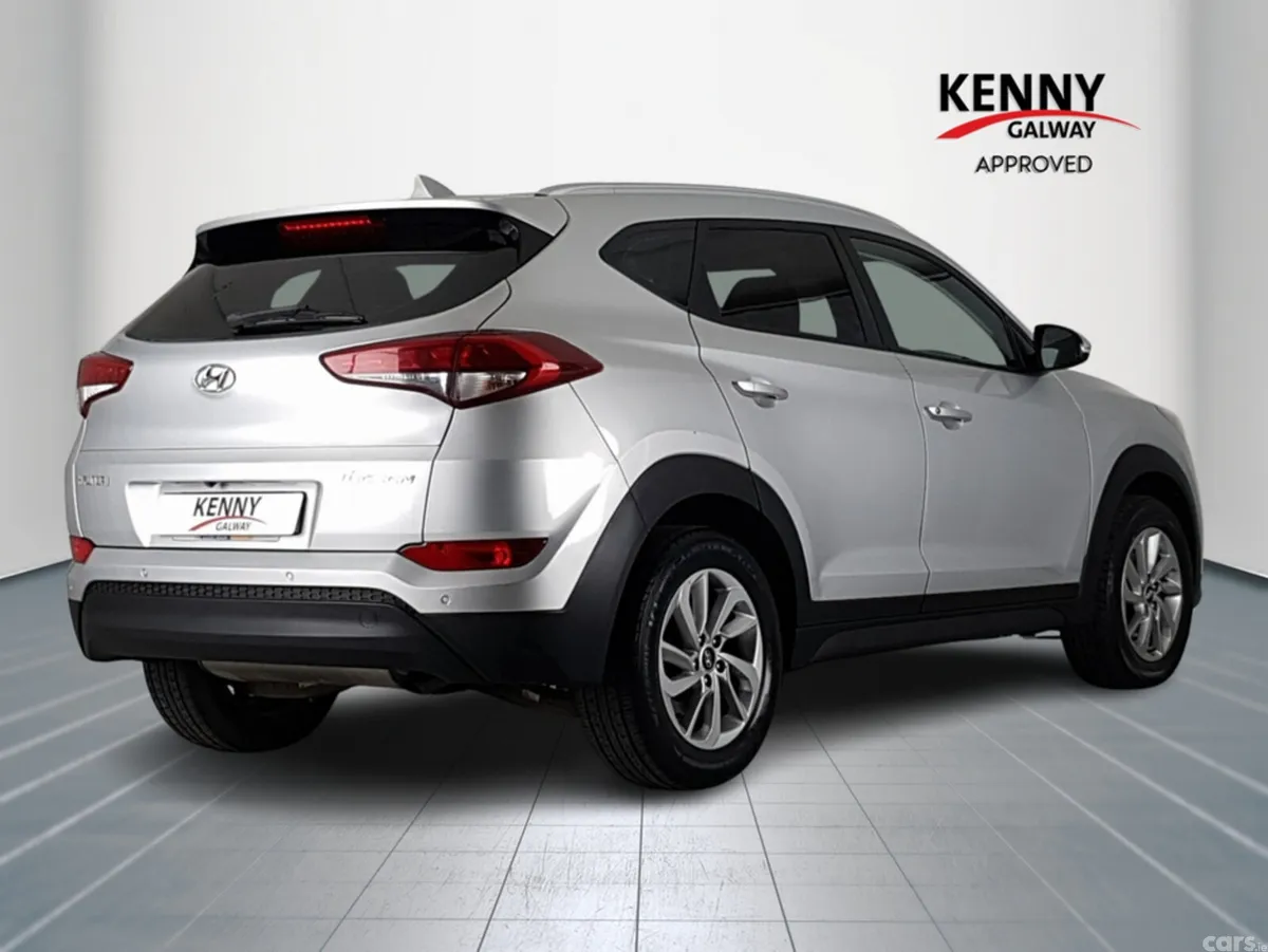 Hyundai Tucson MPV, Diesel, 2018, Silver