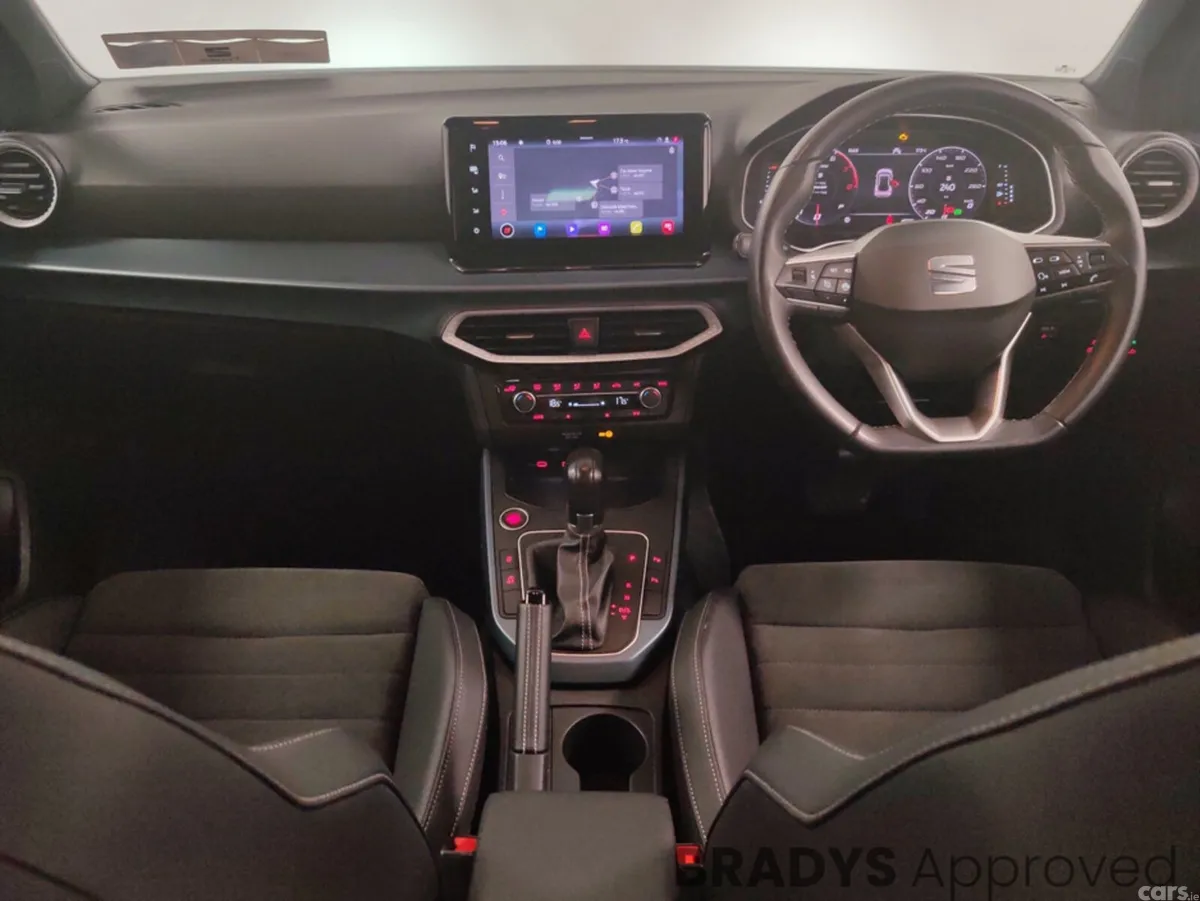 SEAT Arona Hatchback, Petrol, 2023, Blue
