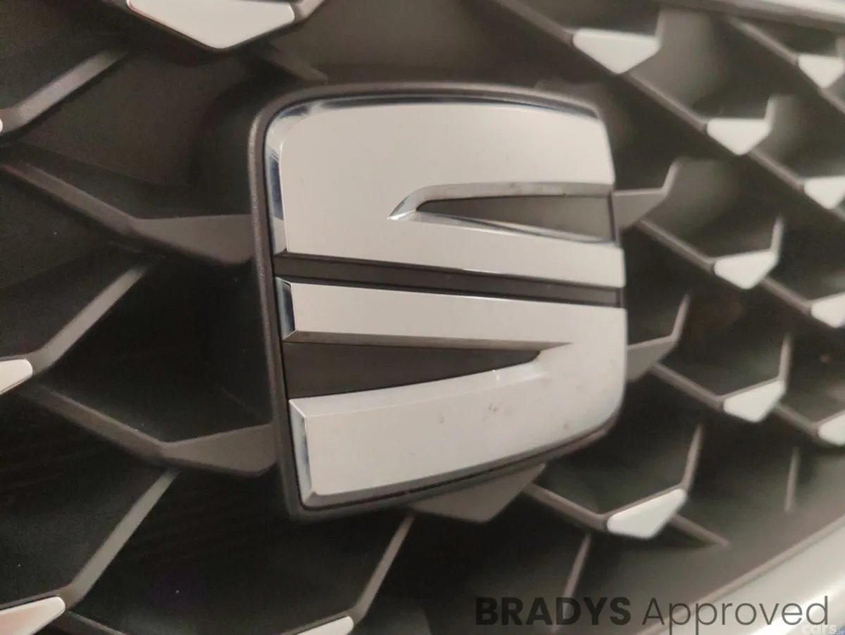 SEAT Arona Hatchback, Petrol, 2023, Blue