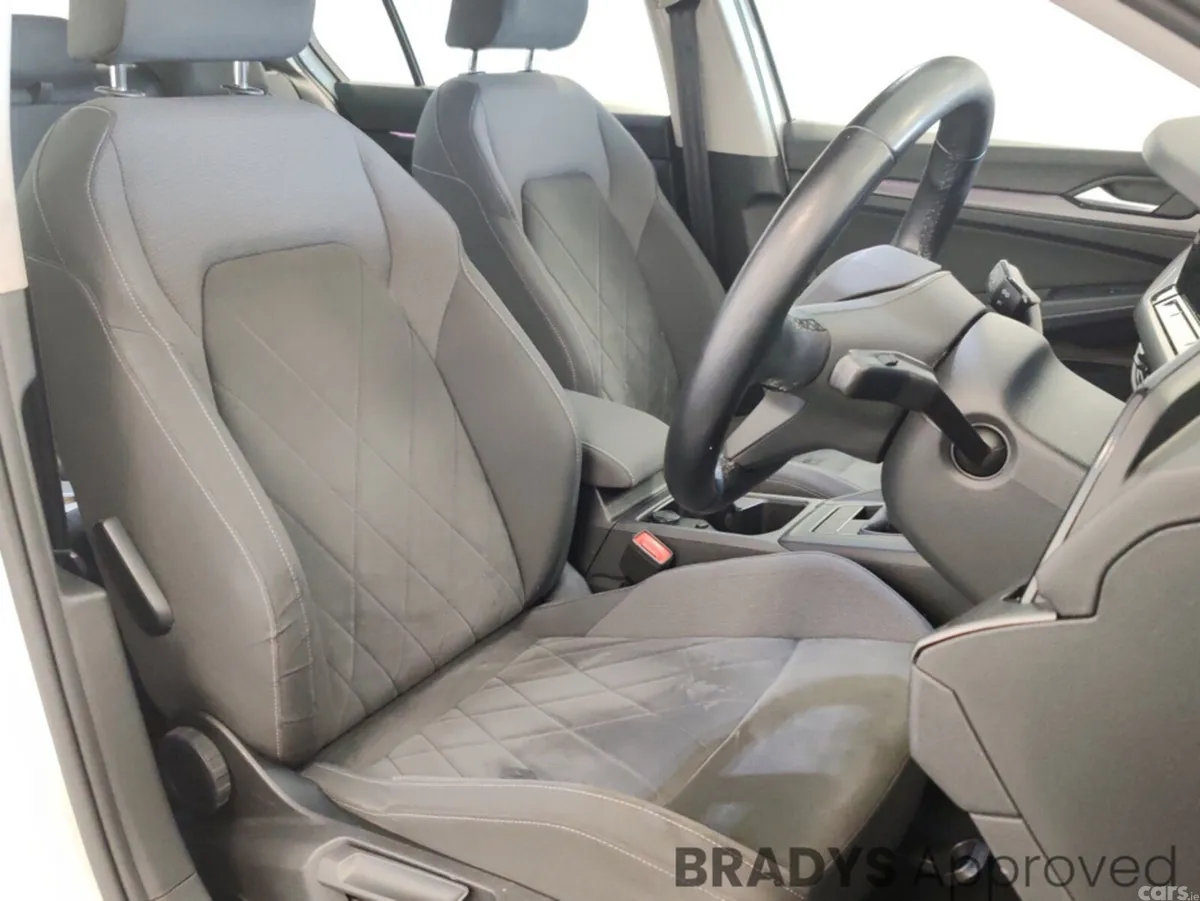 Volkswagen Golf Hatchback, Petrol, 2020, White
