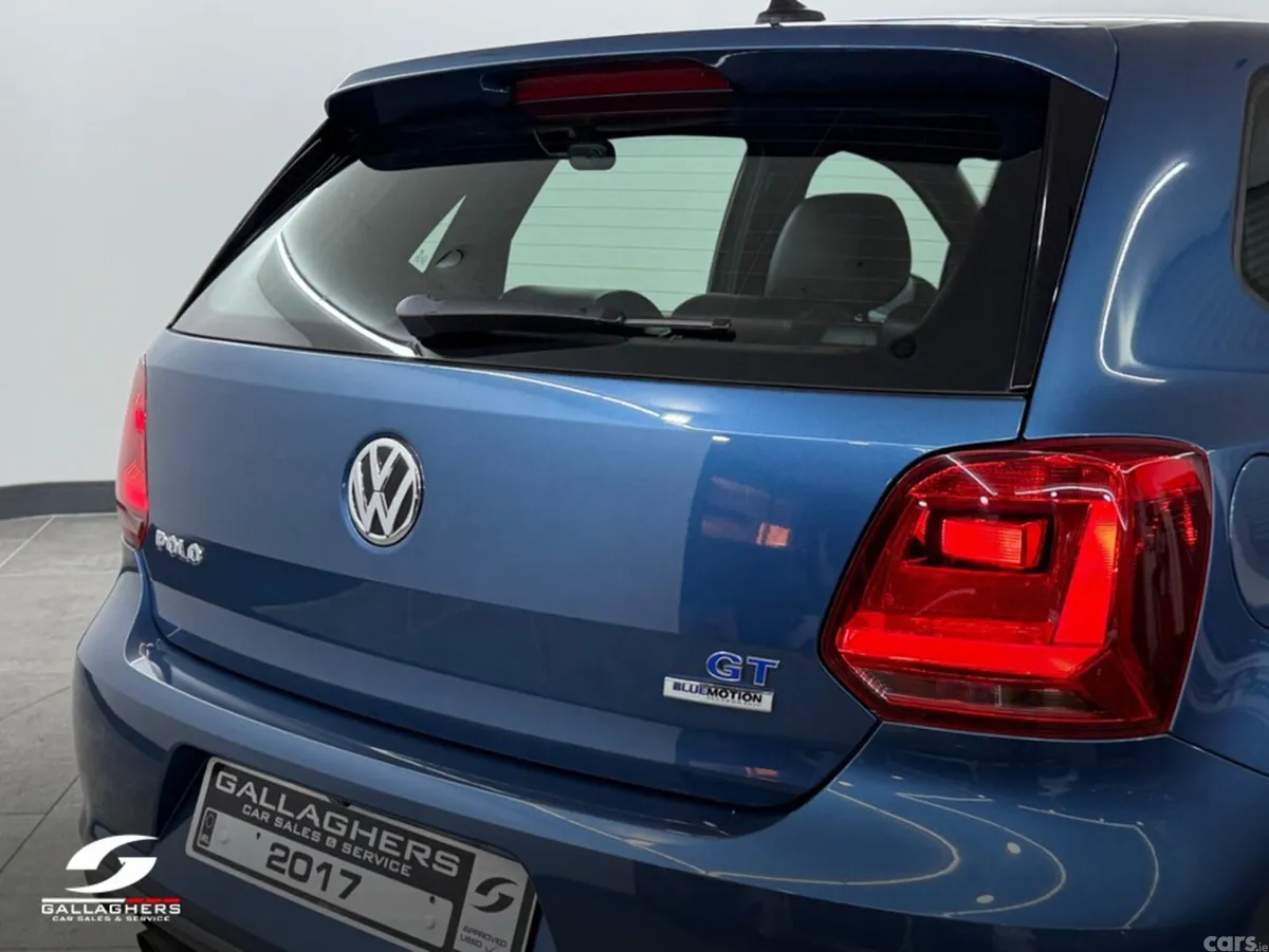 Volkswagen Polo Hatchback, Petrol, 2017, Blue